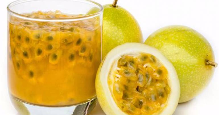 Health Benefits of Passion Fruit Juice